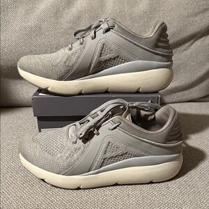 Abeo MXV Gray 8 Athletic Sneakers